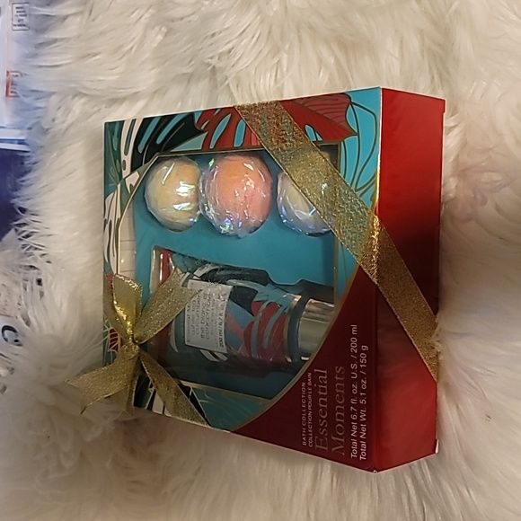 New Bath Collection Essential Moments - Picture 2 of 4